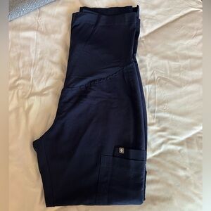 Figs Zola skinny maternity scrub pants